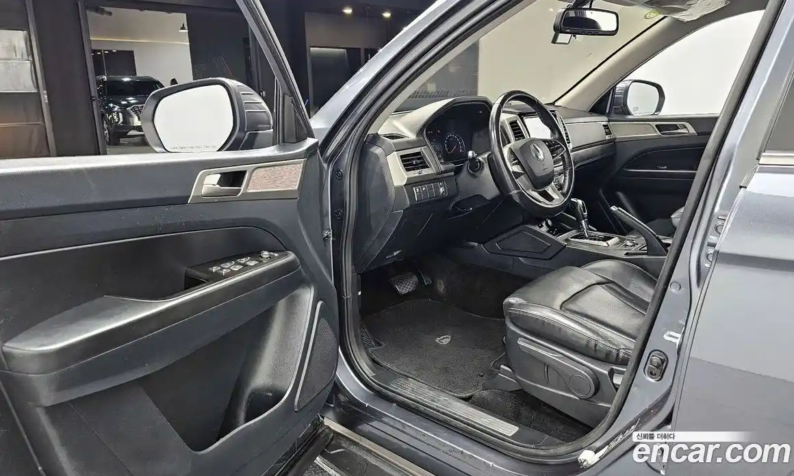 SsangYong Rexton 2018 2.2 автомат (гидро), фото 13