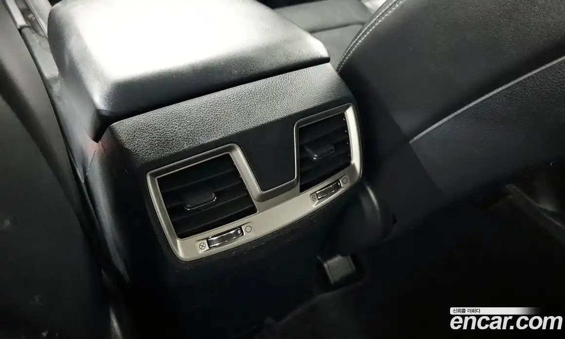 SsangYong Rexton 2018 2.2 автомат (гидро), фото 24