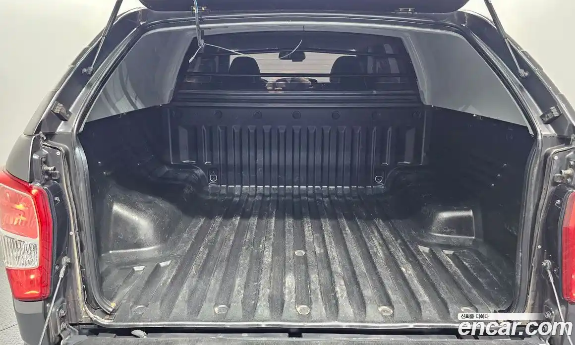 SsangYong Rexton 2018 2.2 автомат (гидро), фото 26