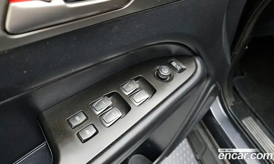 SsangYong Rexton 2018 2.2 автомат (гидро), фото 28