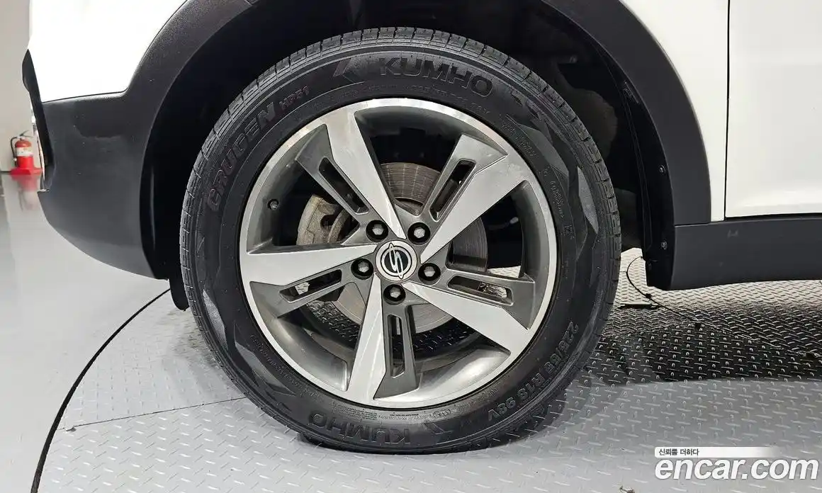 SsangYong Korando 2017 2.2 автомат (гидро), фото 5