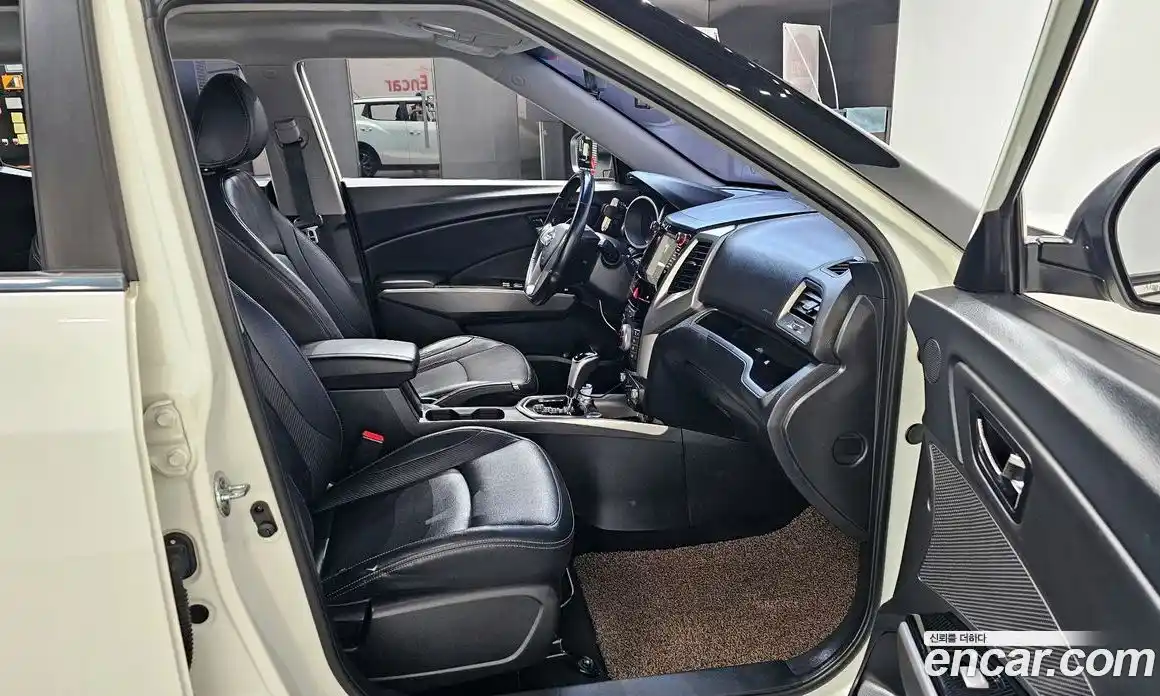 SsangYong TIBOLI 2016 1.6 автомат (гидро), фото 16
