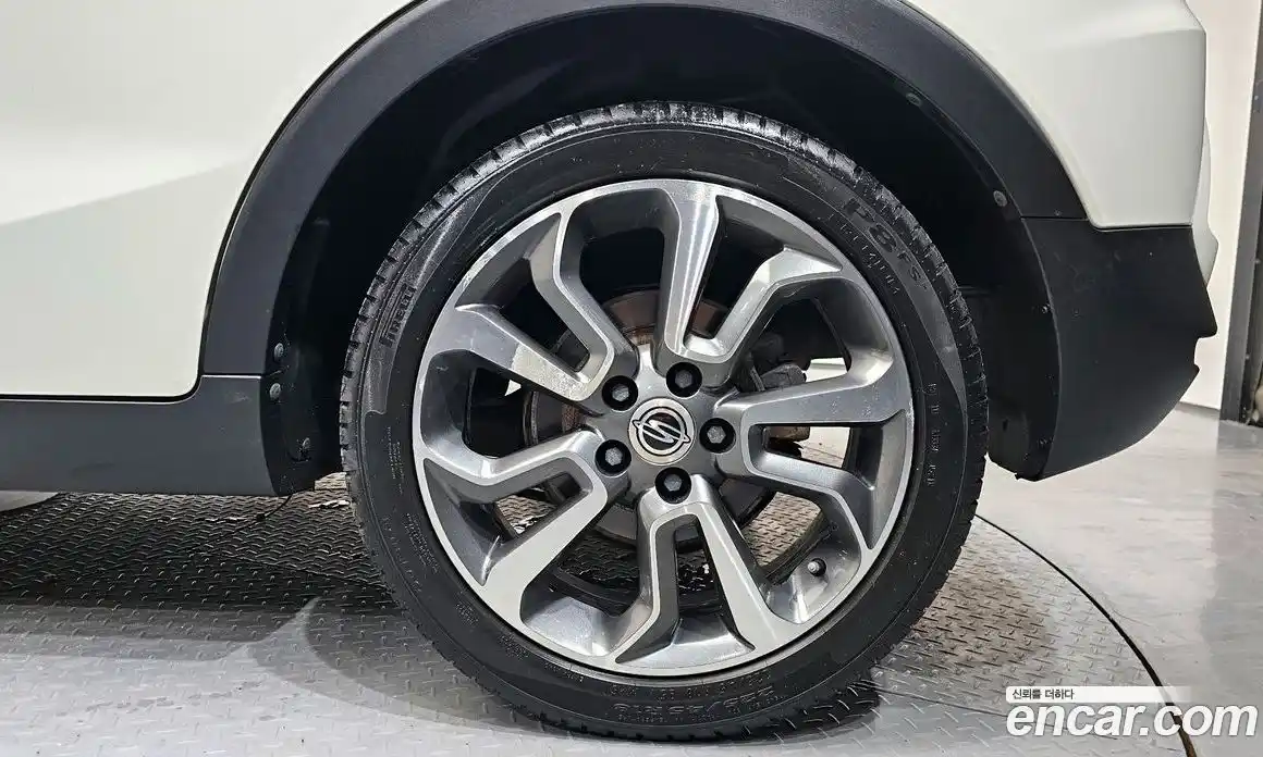 SsangYong TIBOLI 2016 1.6 автомат (гидро), фото 7