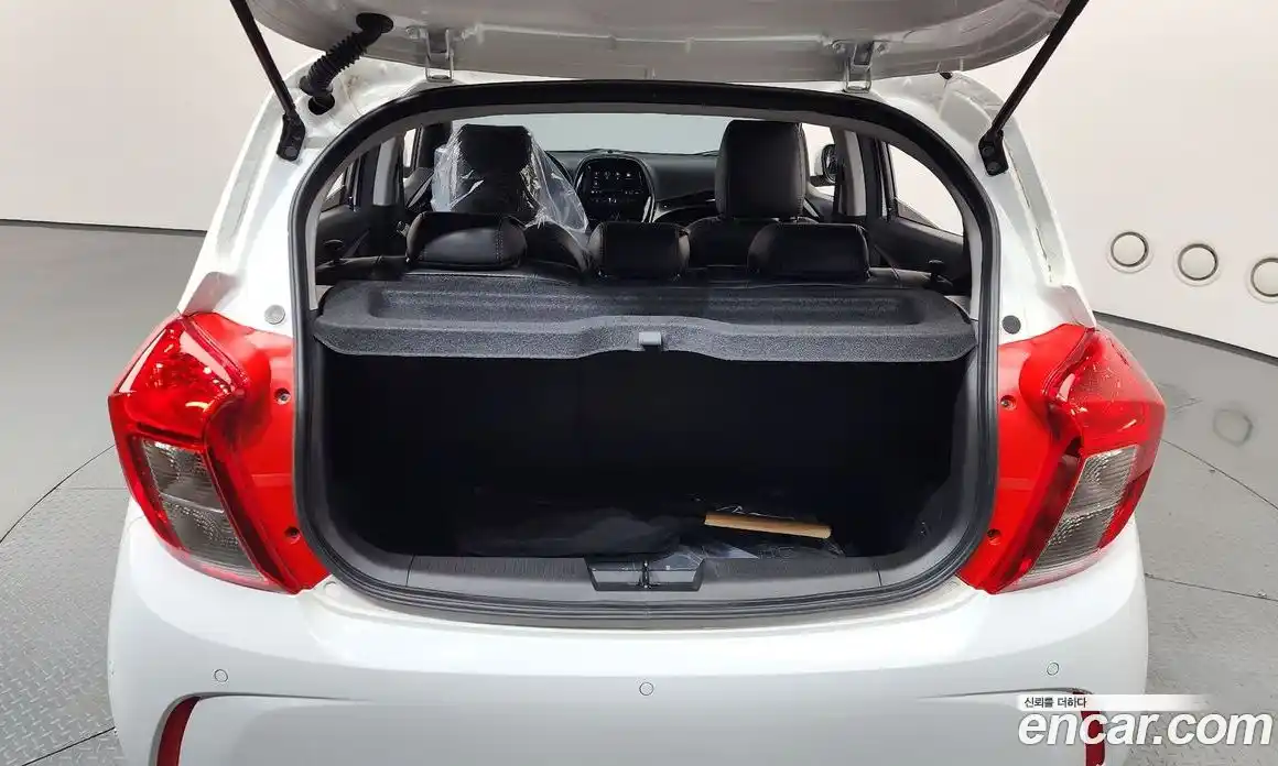 Chevrolet Spark 2021 1.0 автомат (гидро), фото 20