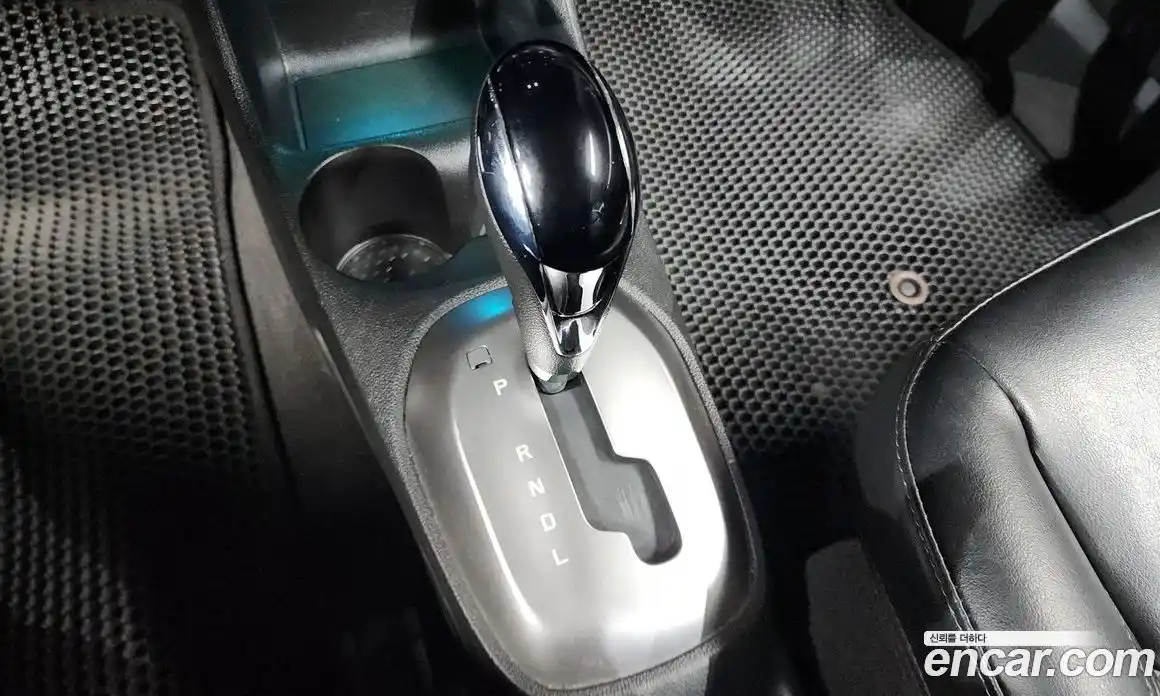 Chevrolet Spark 2017 1.0 автомат (гидро), фото 12