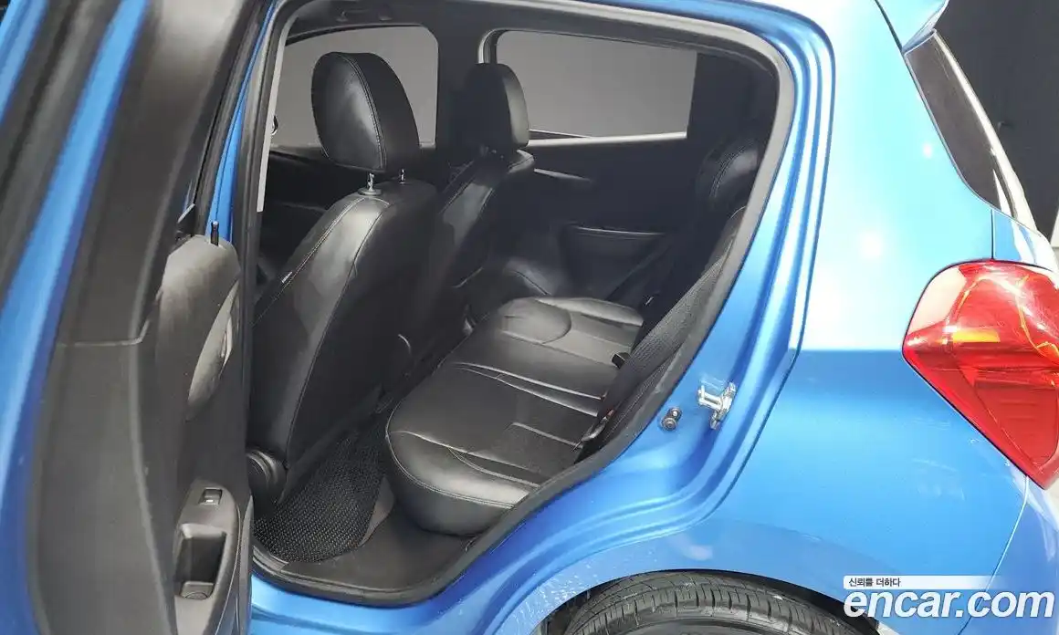 Chevrolet Spark 2017 1.0 автомат (гидро), фото 18
