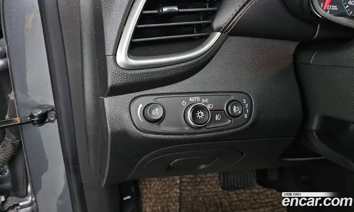Chevrolet Trax 2019 1.4 автомат (гидро), фото 19