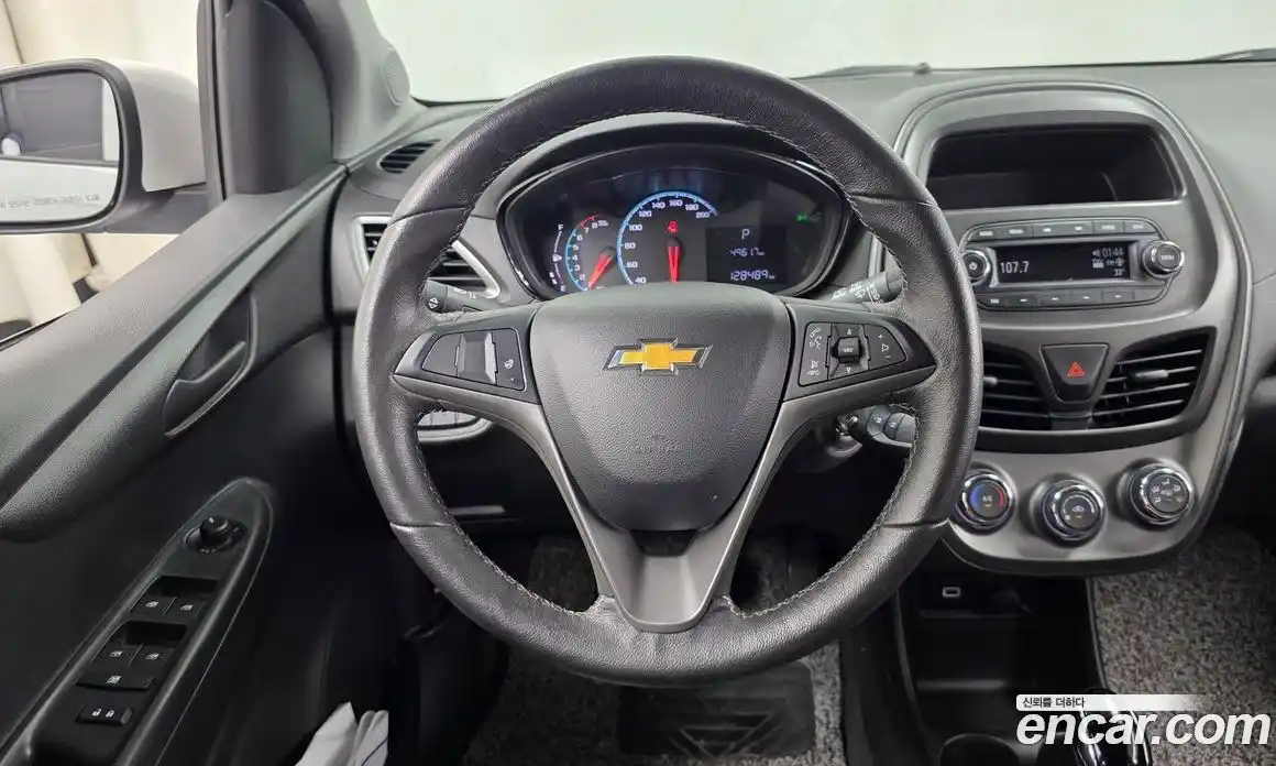 Chevrolet Spark 2019 1.0 автомат (гидро), фото 19