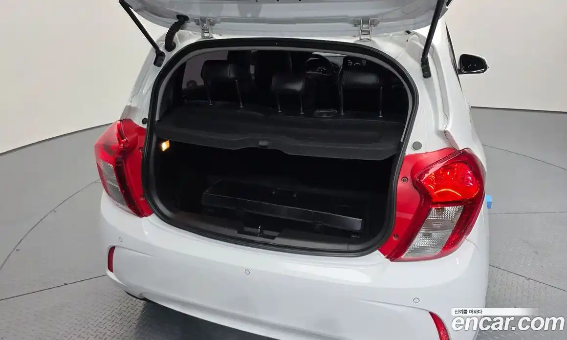 Chevrolet Spark 2017 1.0 автомат (гидро), фото 20
