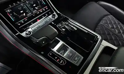 Audi Q8 2021 3.0 автомат (гидро), миниатюра 9