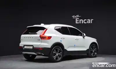 Volvo XC40 2020 2.0 автомат (гидро), миниатюра 2