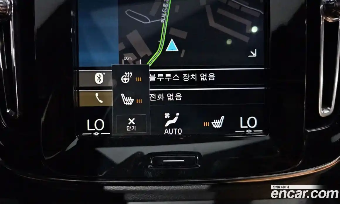 Volvo XC40 2020 2.0 автомат (гидро), фото 33