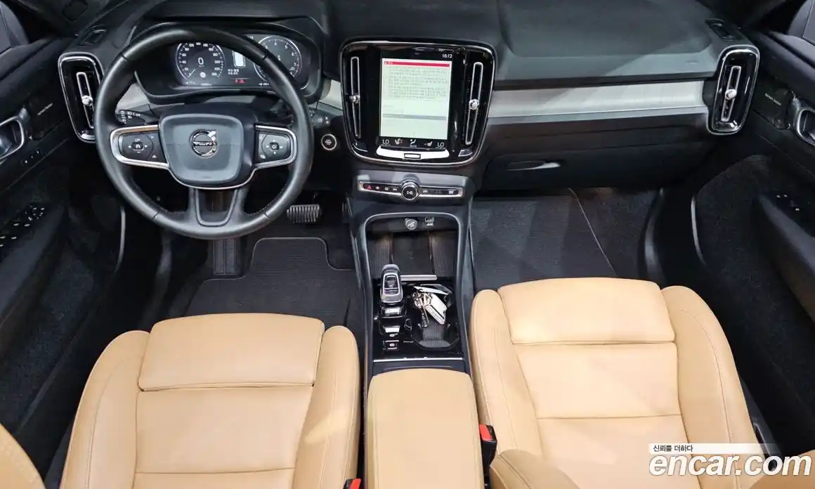 Volvo XC40 2020 2.0 автомат (гидро), фото 10