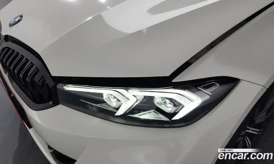 BMW 3 серия 2025 2.0 автомат (гидро), фото 8