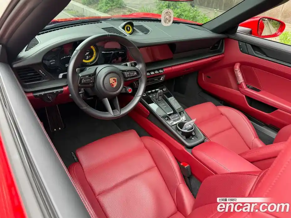 Porsche 911 2023 3.6 автомат (гидро), фото 6