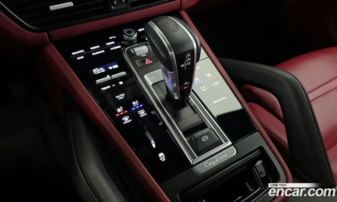 Porsche Cayenne 2021 3.0 автомат (гидро), фото 9