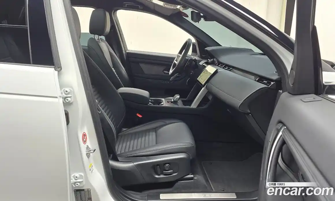 Land Rover Discovery Sport 2025 2.0 автомат (гидро), фото 16