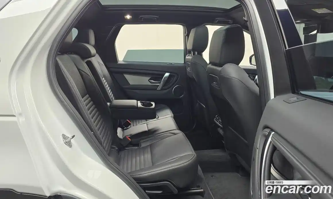 Land Rover Discovery Sport 2025 2.0 автомат (гидро), фото 17