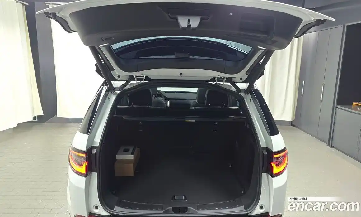Land Rover Discovery Sport 2025 2.0 автомат (гидро), фото 30