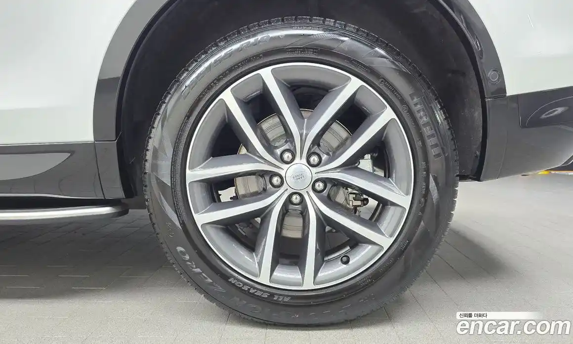 Land Rover Discovery Sport 2025 2.0 автомат (гидро), фото 7