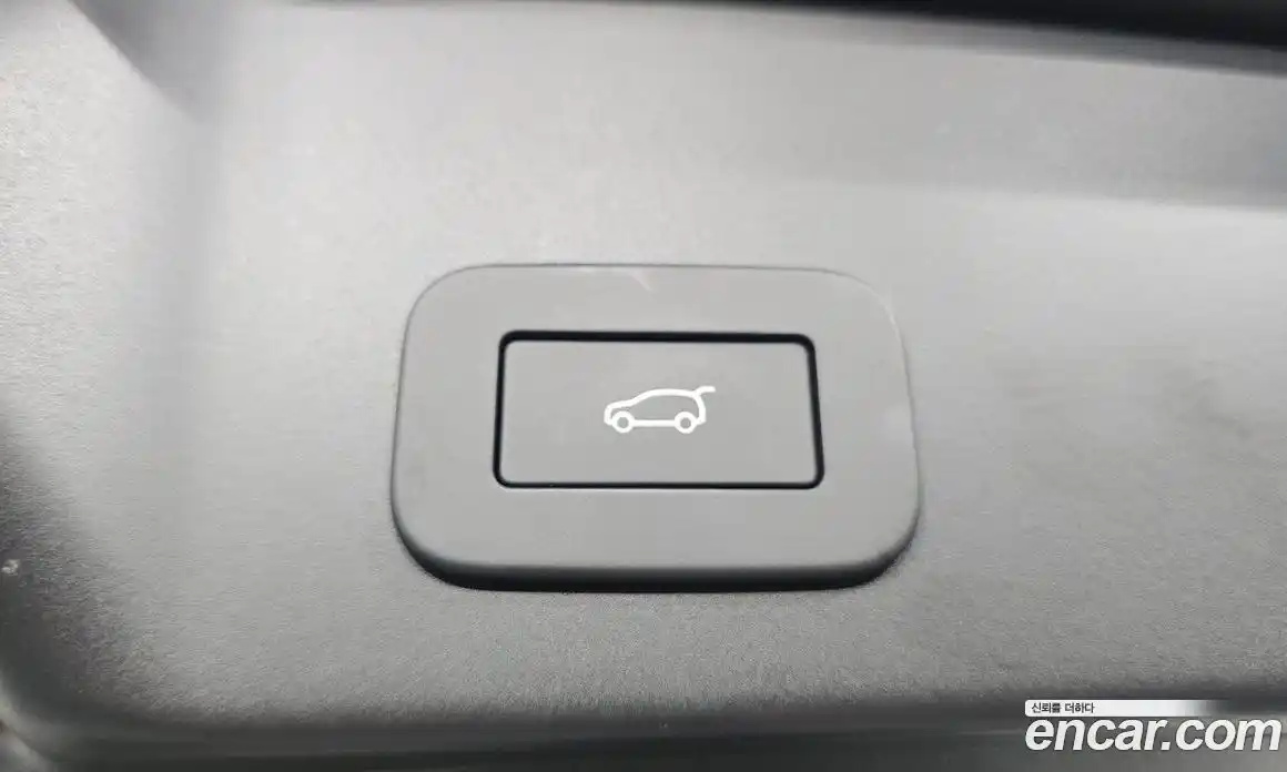 Land Rover Range Rover Evoque 2025 2.0 автомат (гидро), фото 18