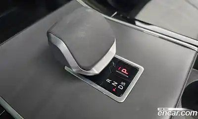 Land Rover Range Rover Evoque 2025 2.0 автомат (гидро), миниатюра 9