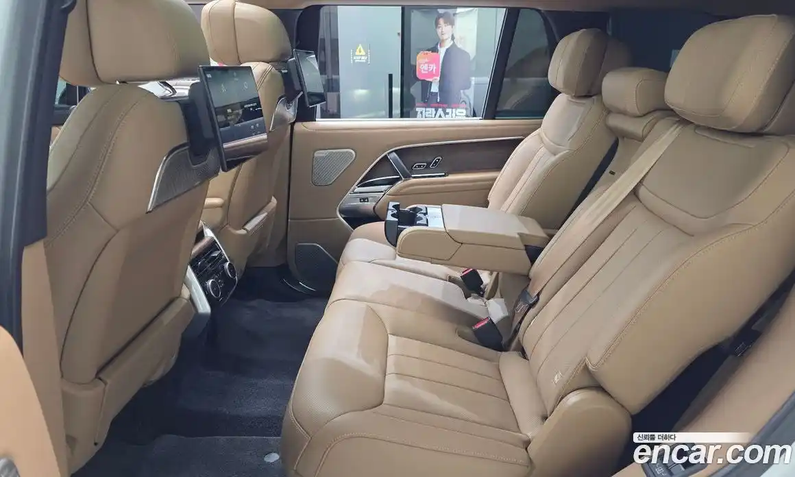 Land Rover Range Rover 2024 4.4 автомат (гидро), фото 4