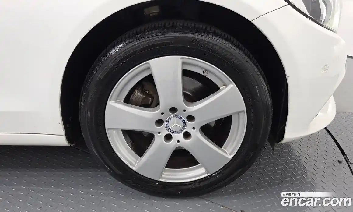 Mercedes-Benz C-Class 2016 2.0 гидро, фото 5 Mercedes-Benz C-Class 2016 2.0 гидро, фото 5