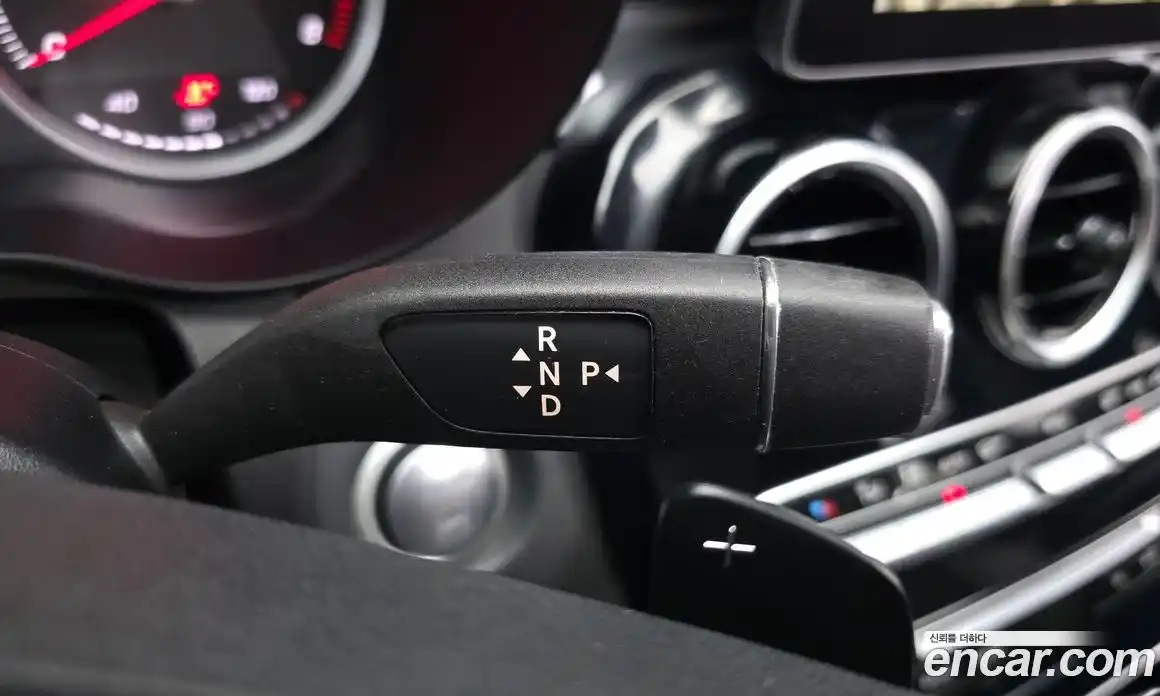 Mercedes-Benz C-Class 2016 2.0 гидро, фото 9 Mercedes-Benz C-Class 2016 2.0 гидро, фото 9