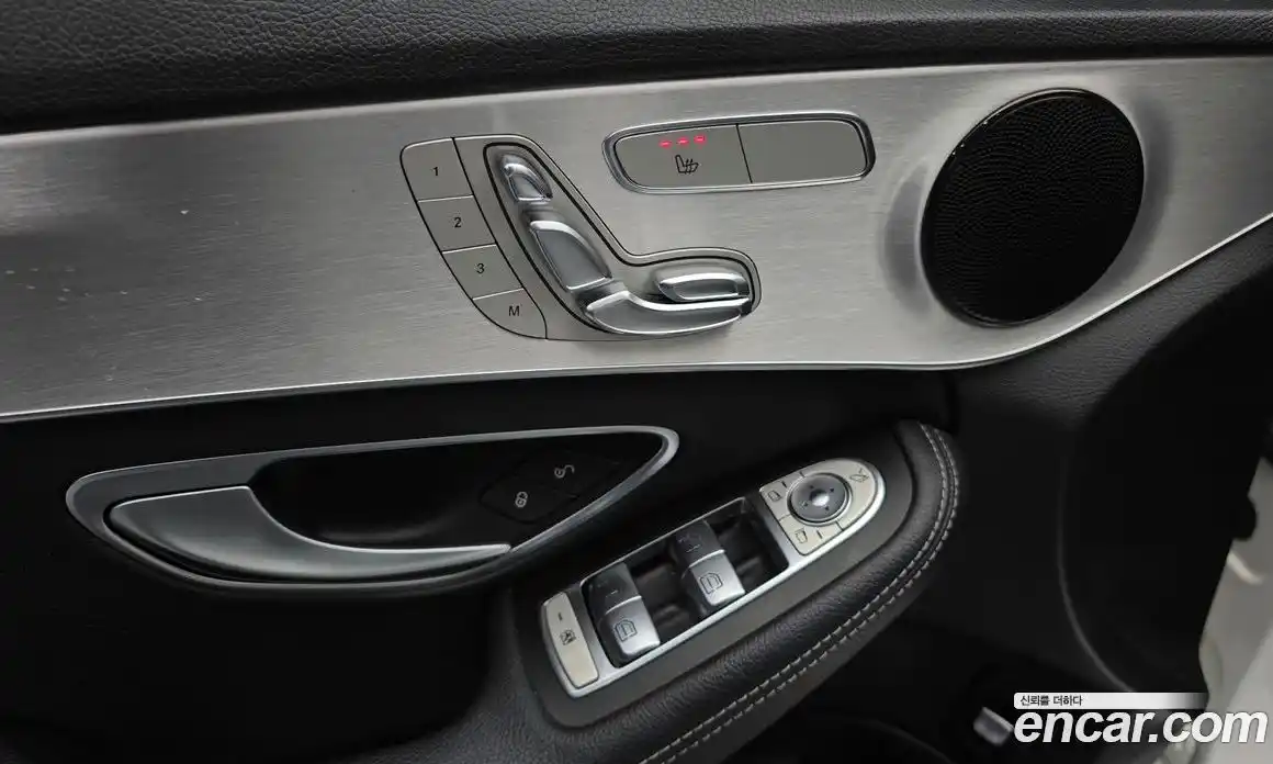 Mercedes-Benz C-Class 2017 2.0 гидро, фото 16 Mercedes-Benz C-Class 2017 2.0 гидро, фото 16