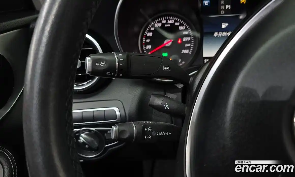 Mercedes-Benz C-Class 2017 2.0 гидро, фото 17 Mercedes-Benz C-Class 2017 2.0 гидро, фото 17