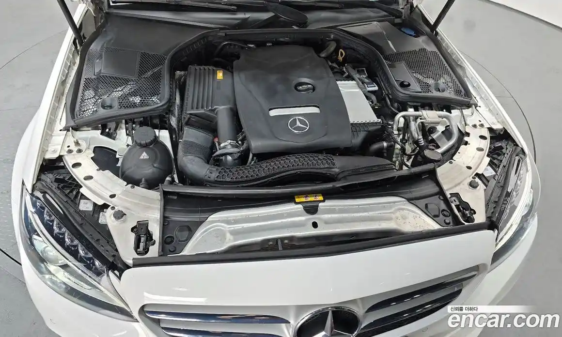 Mercedes-Benz C-Class 2017 2.0 гидро, фото 6 Mercedes-Benz C-Class 2017 2.0 гидро, фото 6