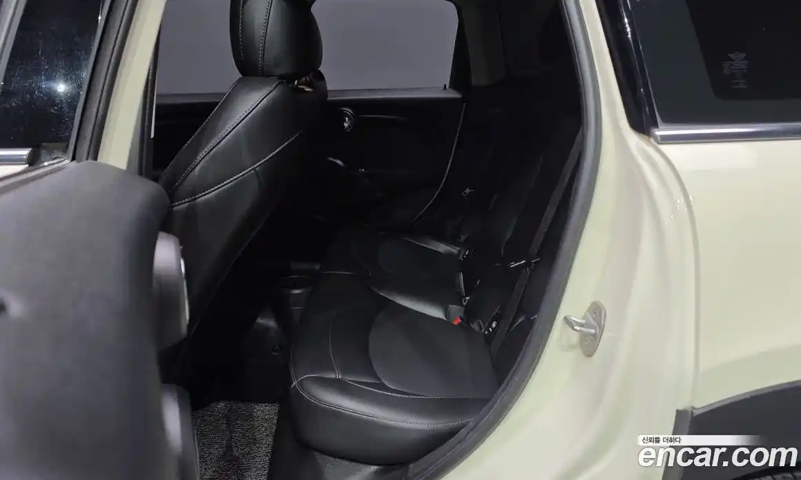 Mini Cooper 2020 1.5 автомат (гидро), фото 16