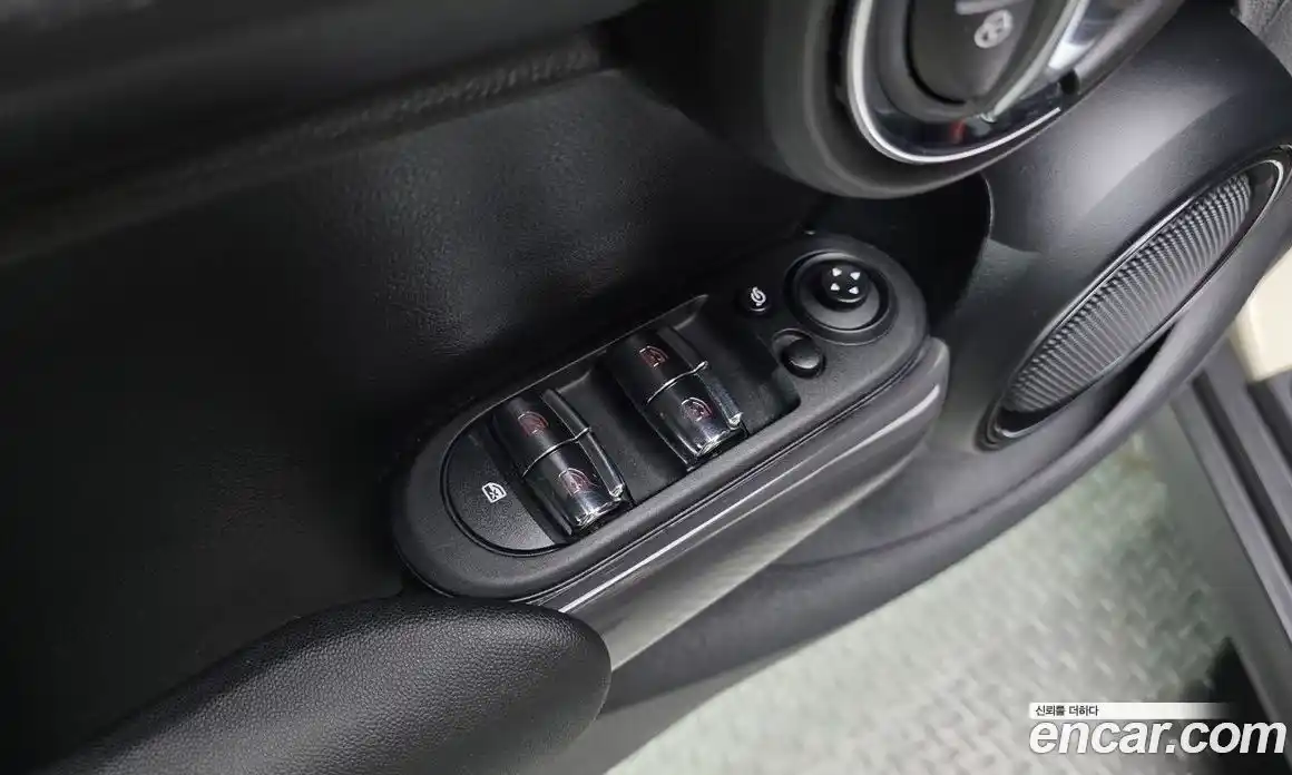 Mini Cooper 2020 1.5 автомат (гидро), фото 24