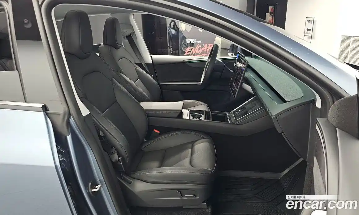 Tesla Model Y 2025 0.2 гидро, фото 15