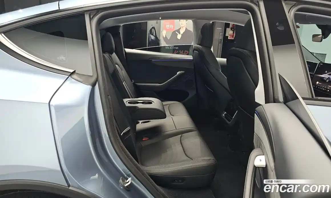 Tesla Model Y 2025 0.2 гидро, фото 16