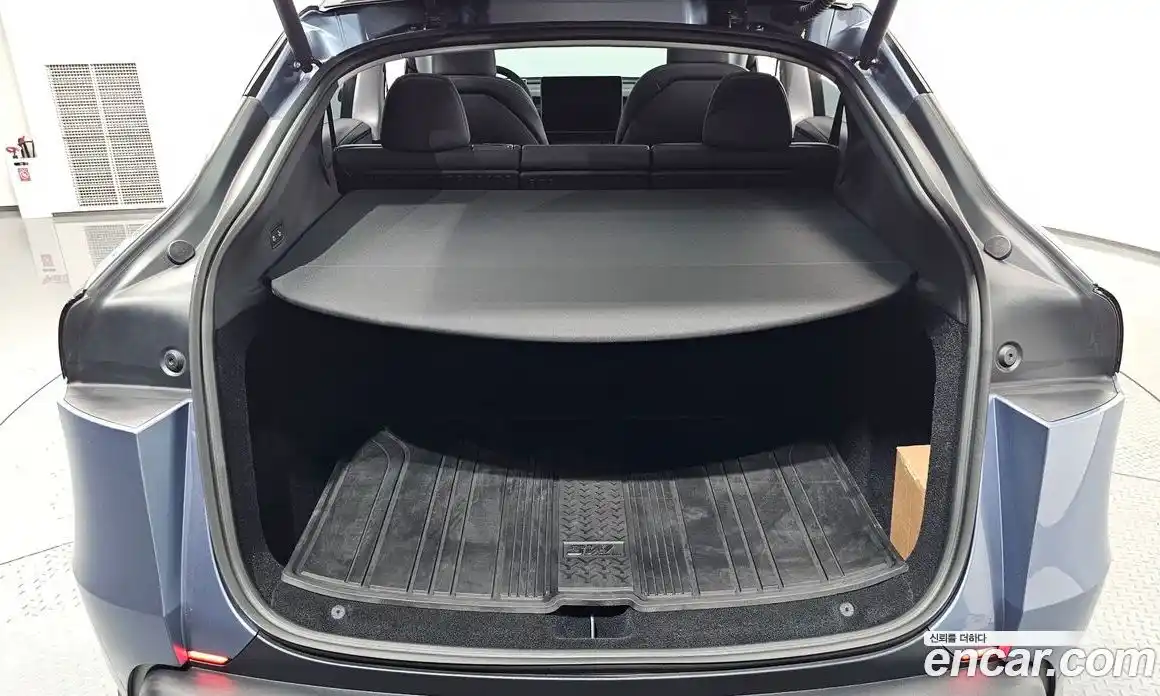 Tesla Model Y 2025 0.2 гидро, фото 25