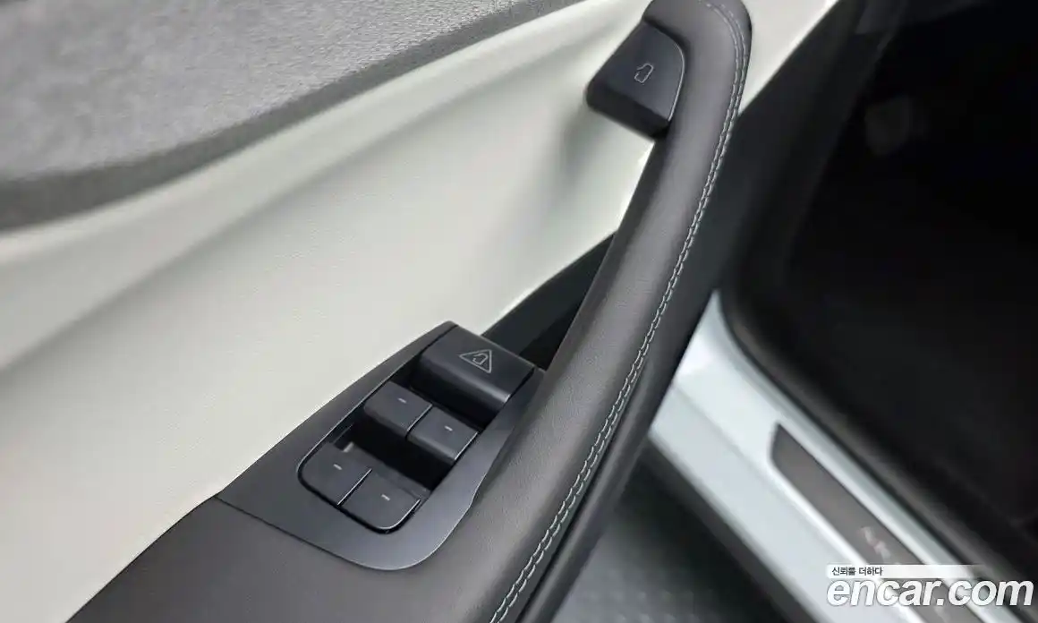 Tesla Model Y 2025 0.2 гидро, фото 26