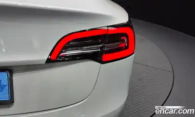 Tesla Model 3 2022 0.2 гидро, миниатюра 9