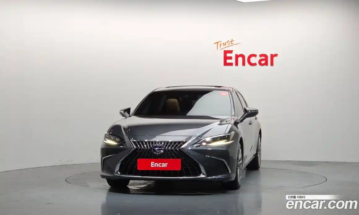 Lexus ES 2022 2.5 гидро, фото 3