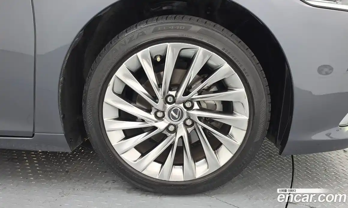 Lexus ES 2022 2.5 гидро, фото 7