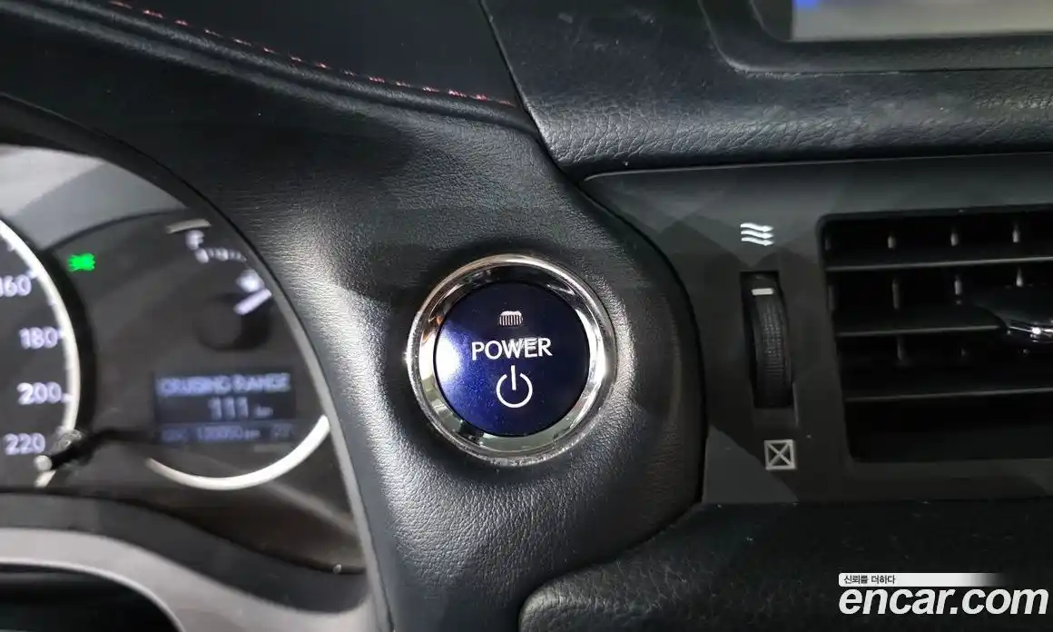 Lexus CT200h 2017 1.8 гидро, фото 28