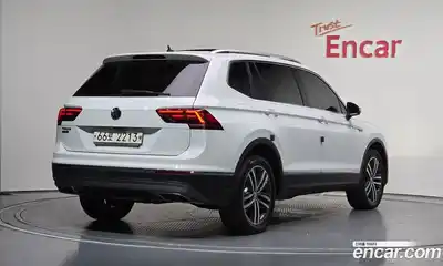 Volkswagen Tiguan 2018 2.0 автомат (гидро), миниатюра 2