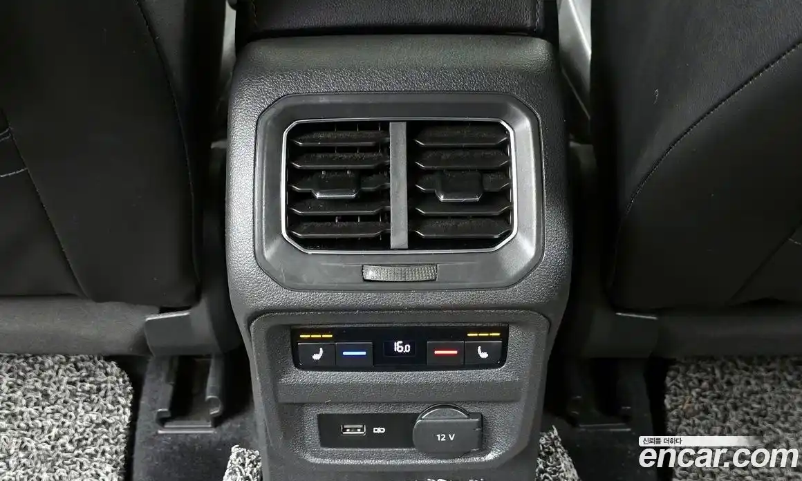 Volkswagen Tiguan 2018 2.0 автомат (гидро), фото 25