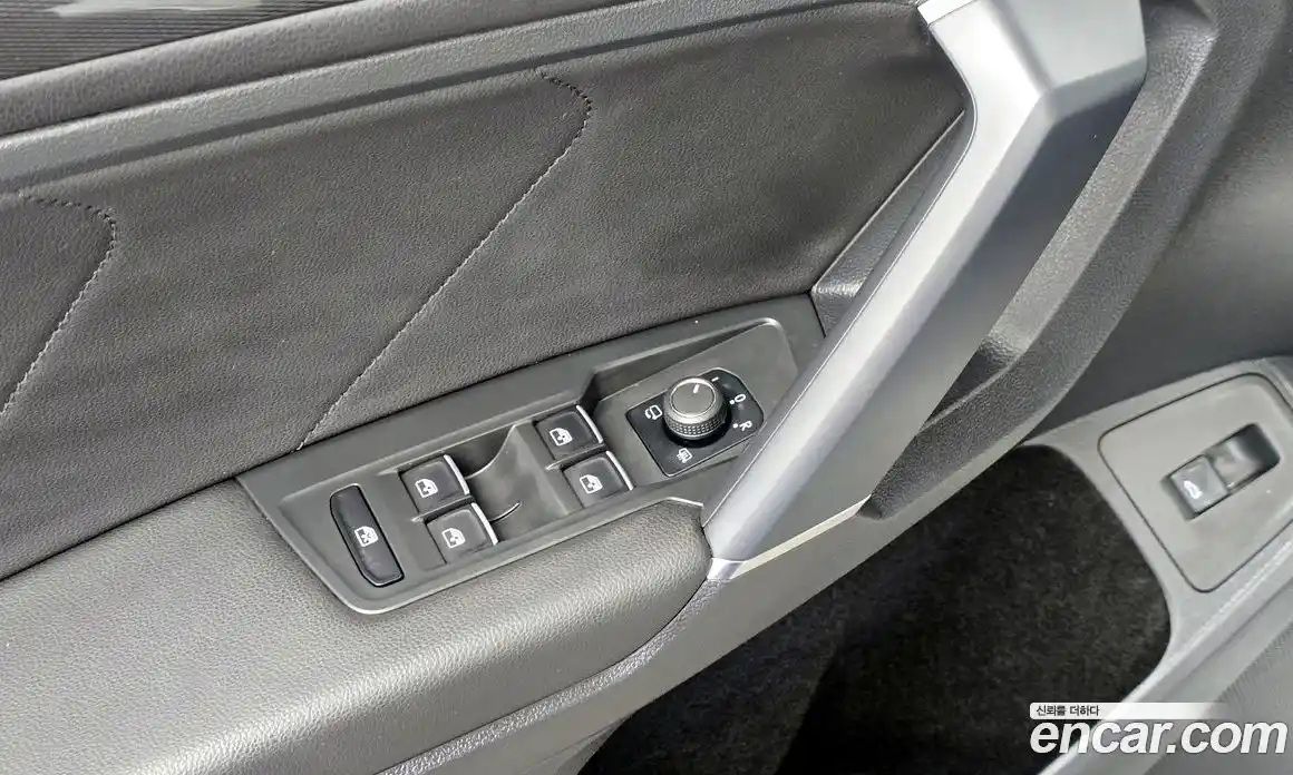 Volkswagen Tiguan 2018 2.0 автомат (гидро), фото 29