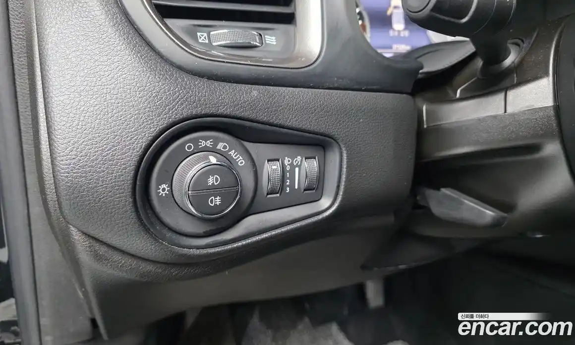Jeep Renegade 2021 2.4 автомат (гидро), фото 27
