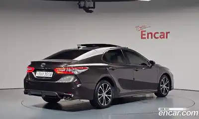 Toyota Camry 2020 2.5 гидро, миниатюра 2