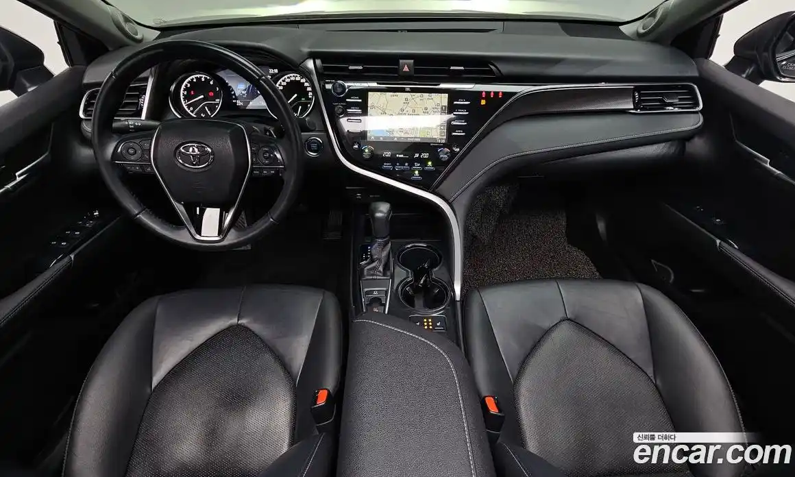 Toyota Camry 2020 2.5 гидро, фото 10