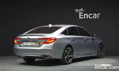 Honda Accord 2018 2.0 автомат (гидро), миниатюра 2