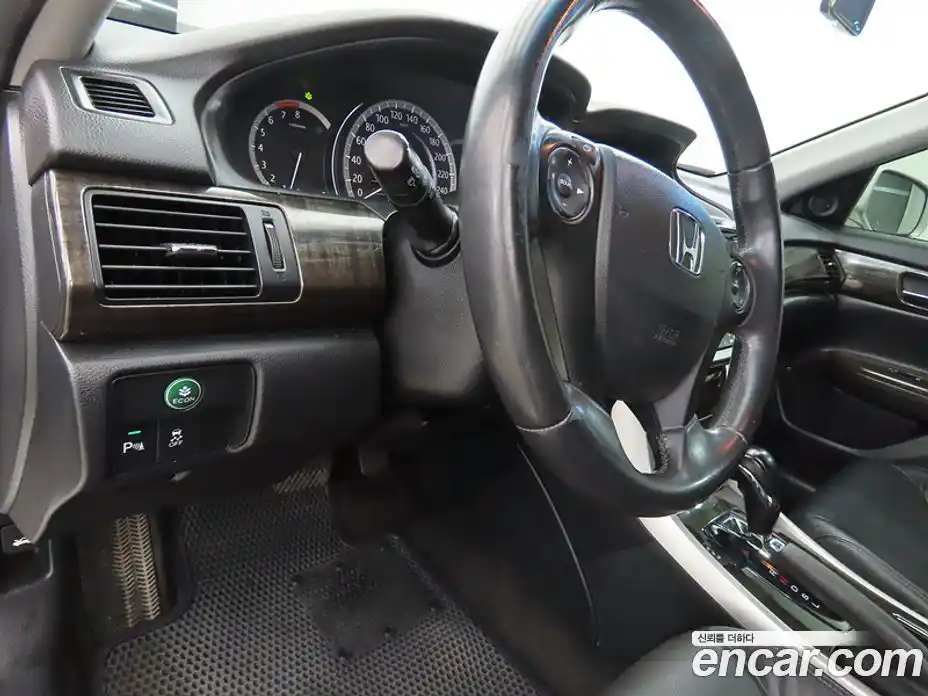 Honda Accord 2014 2.4 автомат (гидро), фото 14